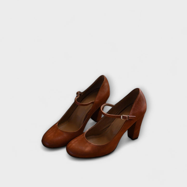 Mary Jane cu Estetică Modernă