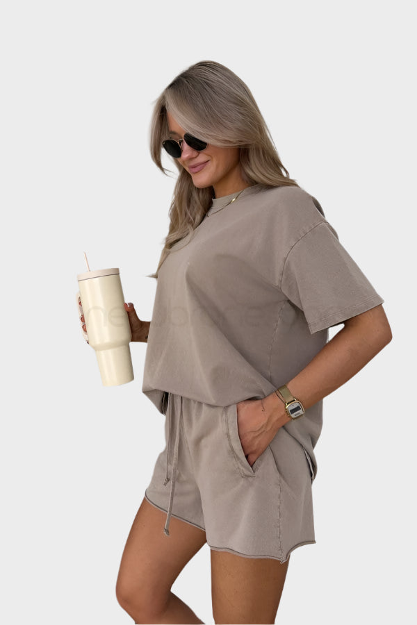 Set Casual cu Tricou și Pantaloni Jogger