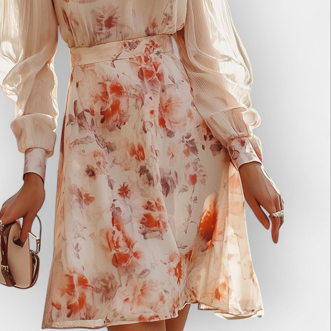 Rochie Romantică cu Plisaje