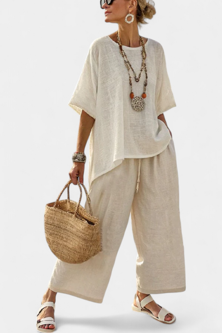 Set minimalist Daisy în nuanțe naturale cu bluză oversized și pantaloni largi pentru un stil simplu și elegant